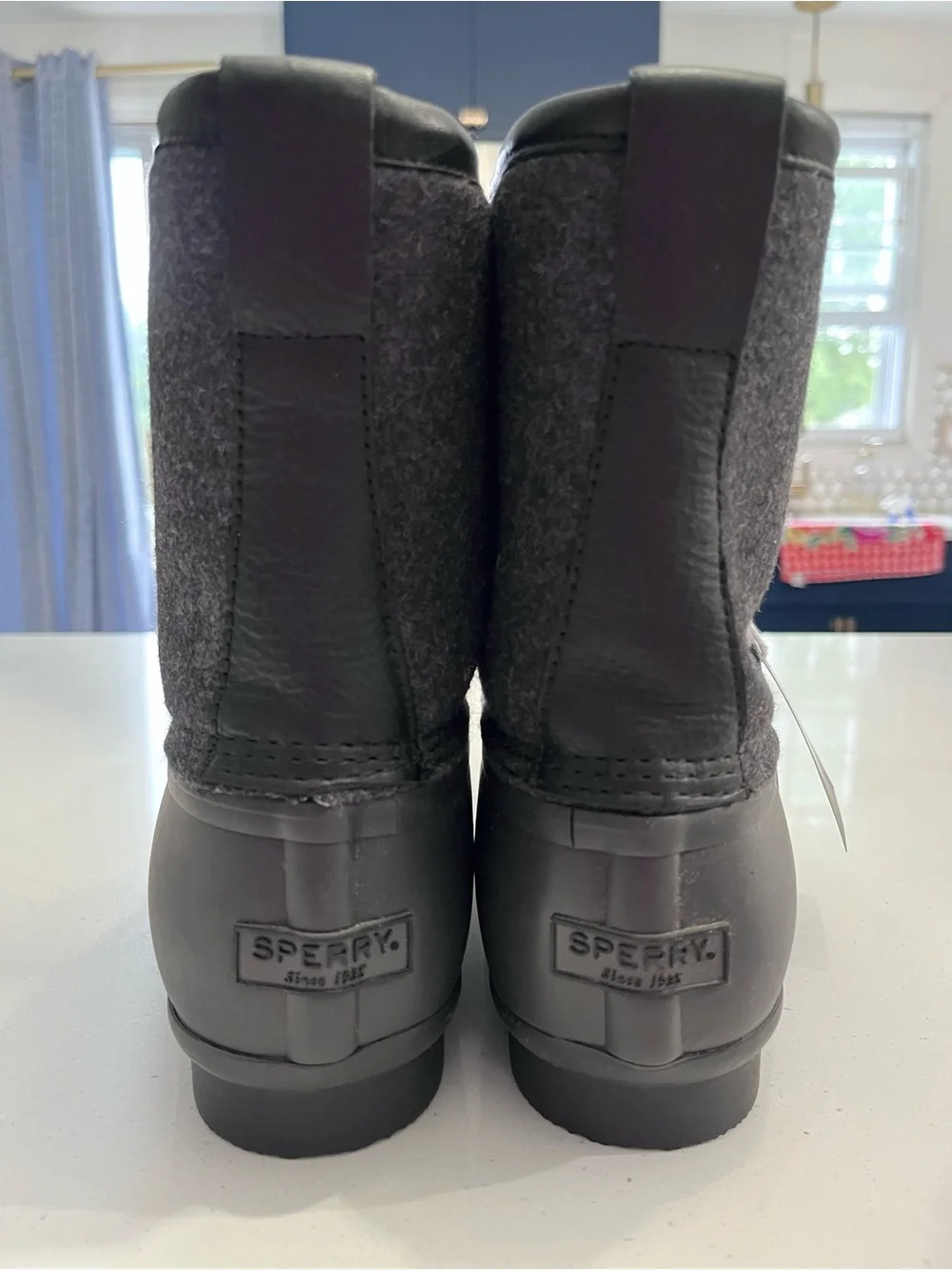 Sperry Men’s dark grey wool & black rubber Saltwater duck boots, size 11